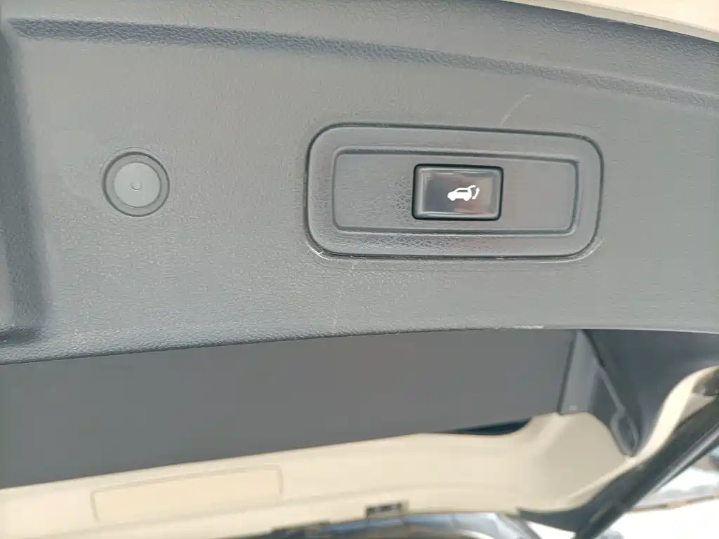 Infiniti FX — миниатюра 7