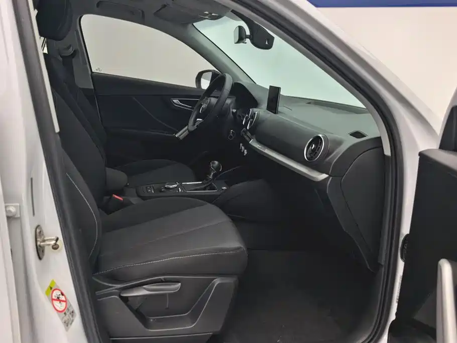 Audi Q2L — миниатюра 8