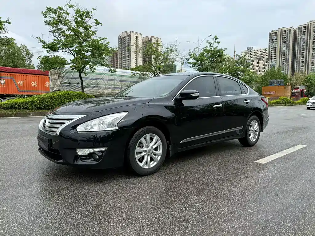 Купить Nissan Teana