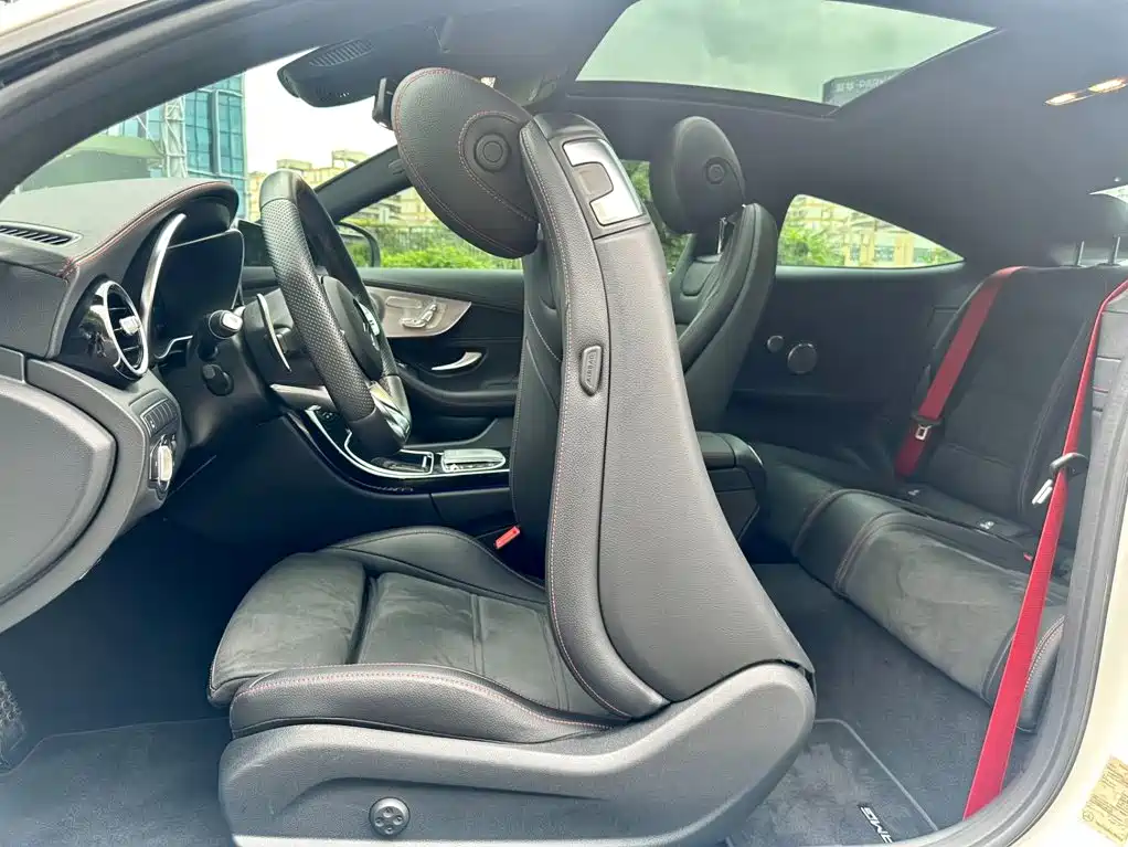 Mercedes-Benz C-Class AMG — миниатюра 12