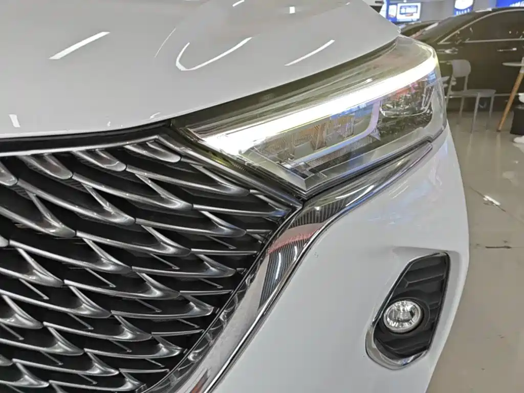 Haval M6 — миниатюра 24