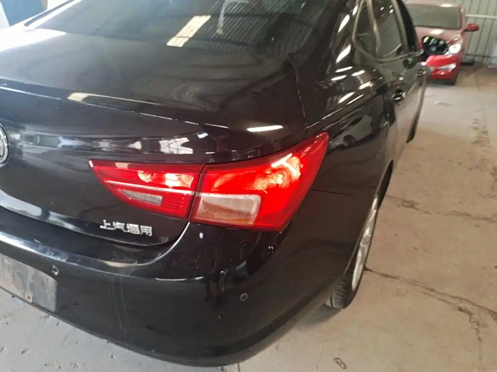 Buick Verano — миниатюра 8