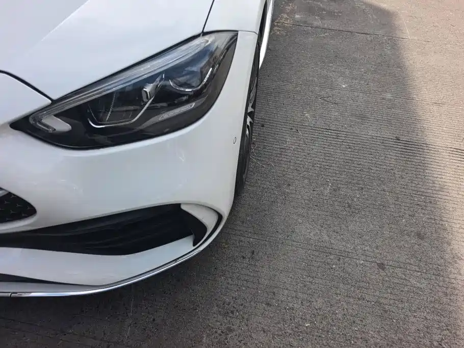 Mercedes-Benz C-Class — миниатюра 5