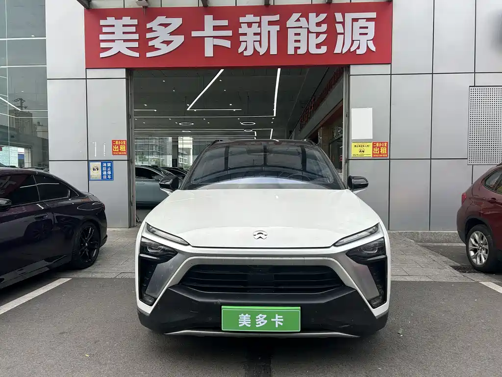 NIO NIO ES8