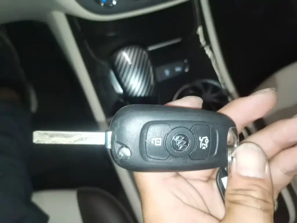 Buick Verano — миниатюра 9