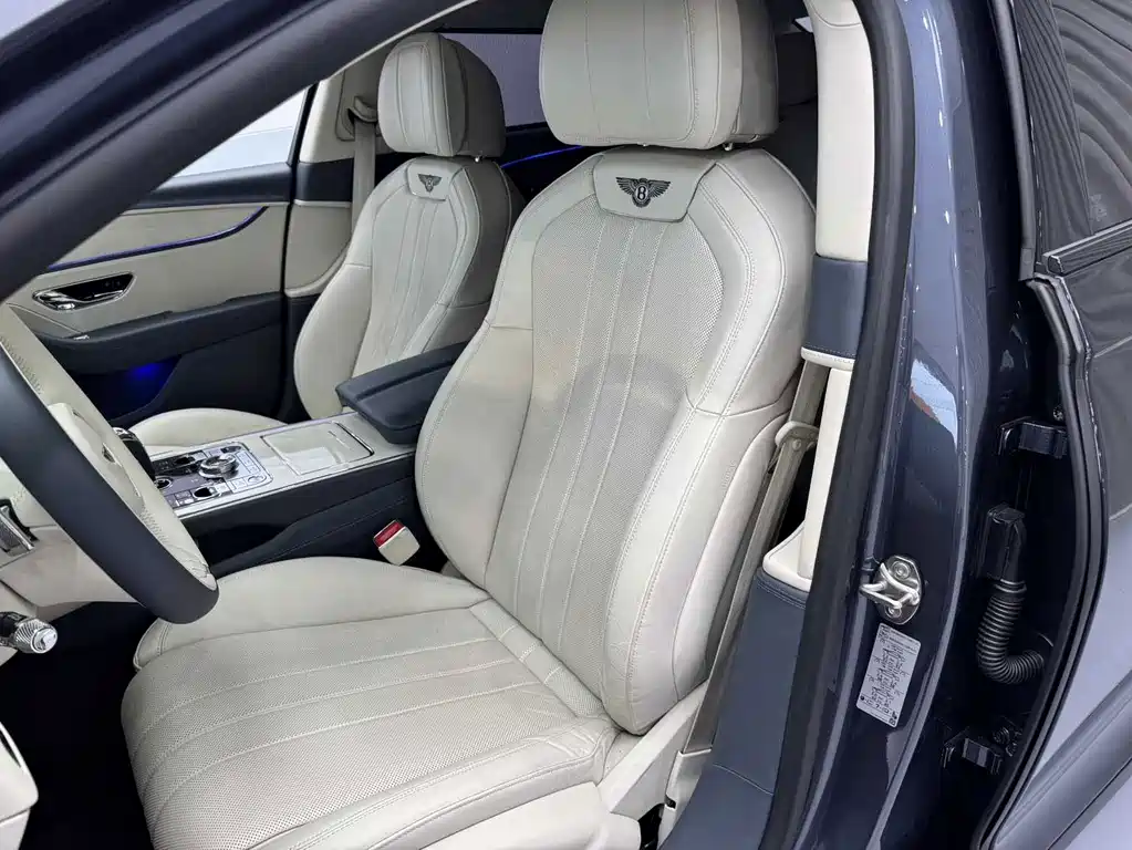 Bentley Flying Spur — миниатюра 21