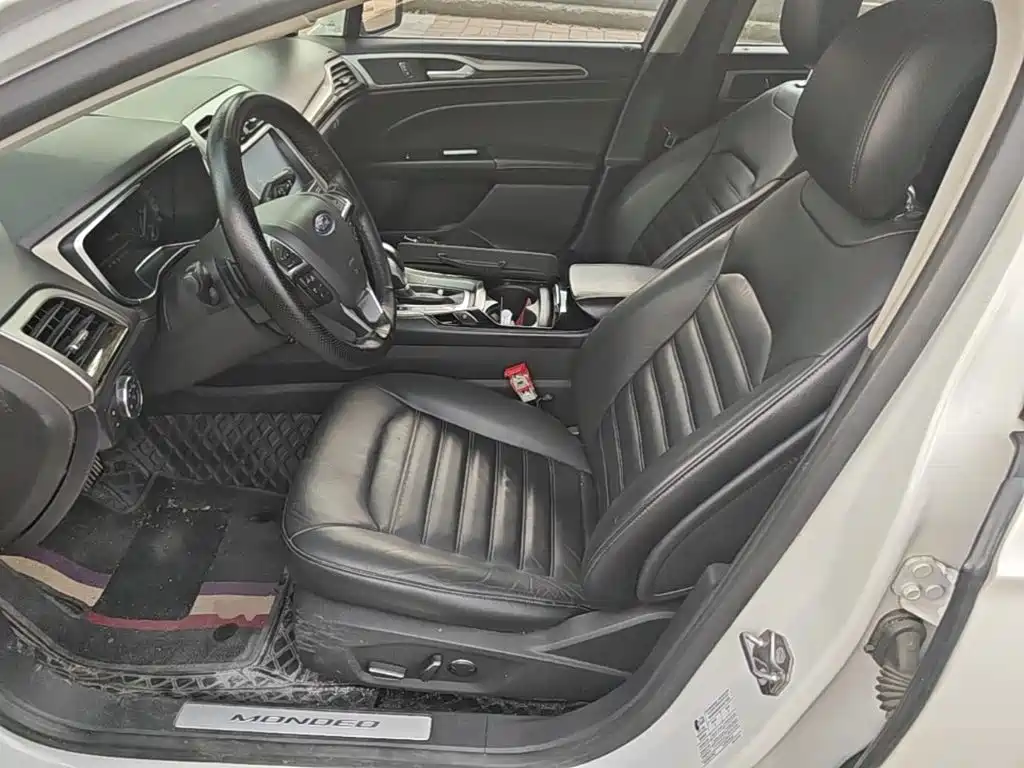 Ford Mondeo — миниатюра 15