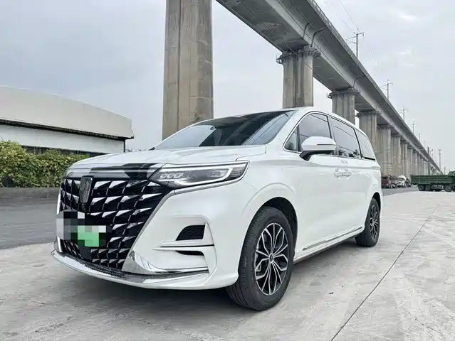 ROEWE IMAX8 NEW ENERGY 2024