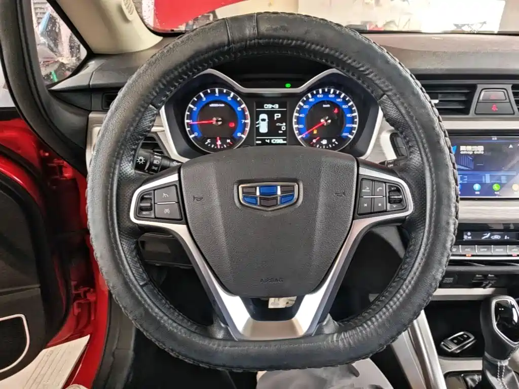 Geely Vision X3 — миниатюра 7