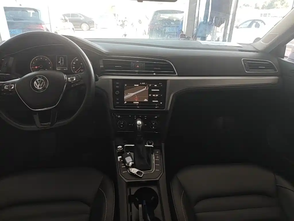 Volkswagen Lamando — миниатюра 14