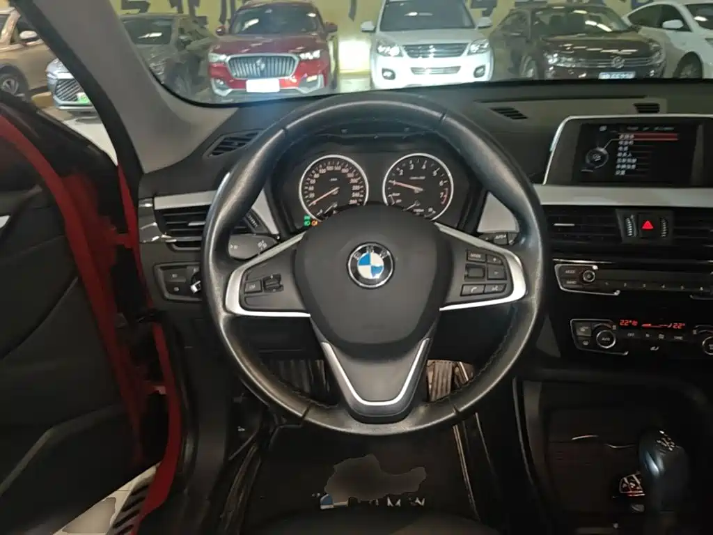 BMW X1 — миниатюра 11