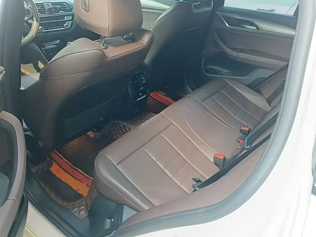 BMW X4 — миниатюра 17