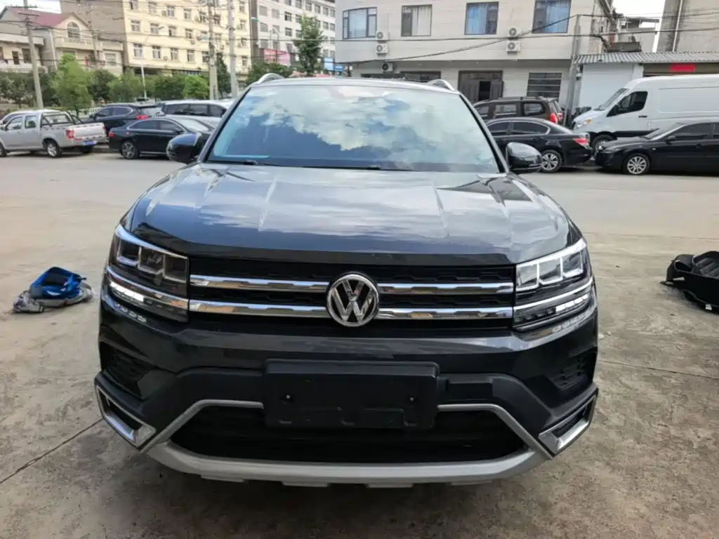 Volkswagen Tharu — миниатюра 3