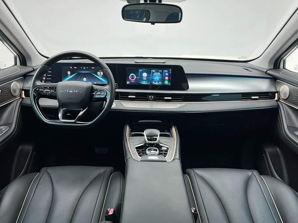 CHERY Omoda 1.5 л 2022 г. Зелёный, пробег 34000 км
