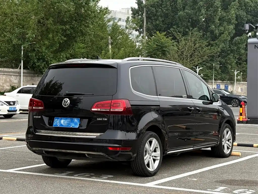 Volkswagen Sharan — миниатюра 4