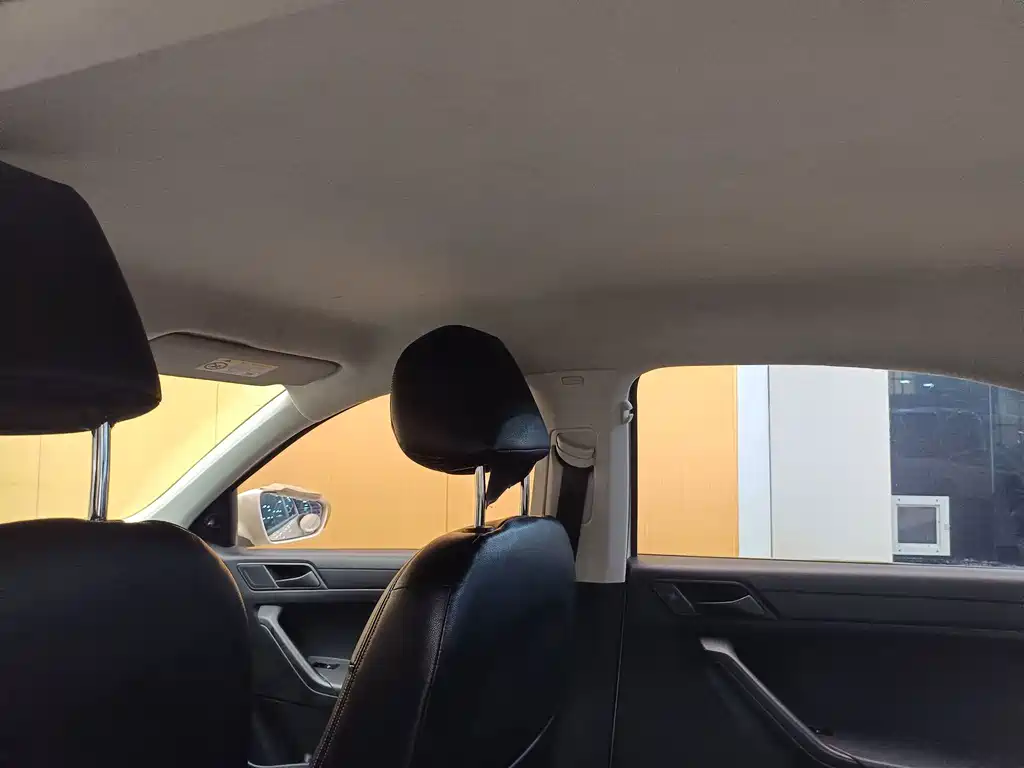 Volkswagen Jetta — миниатюра 22