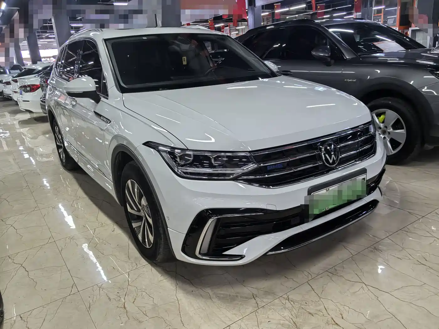Volkswagen Tiguan L