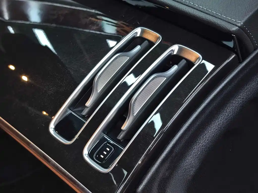 Mercedes-Benz S-Class — миниатюра 23