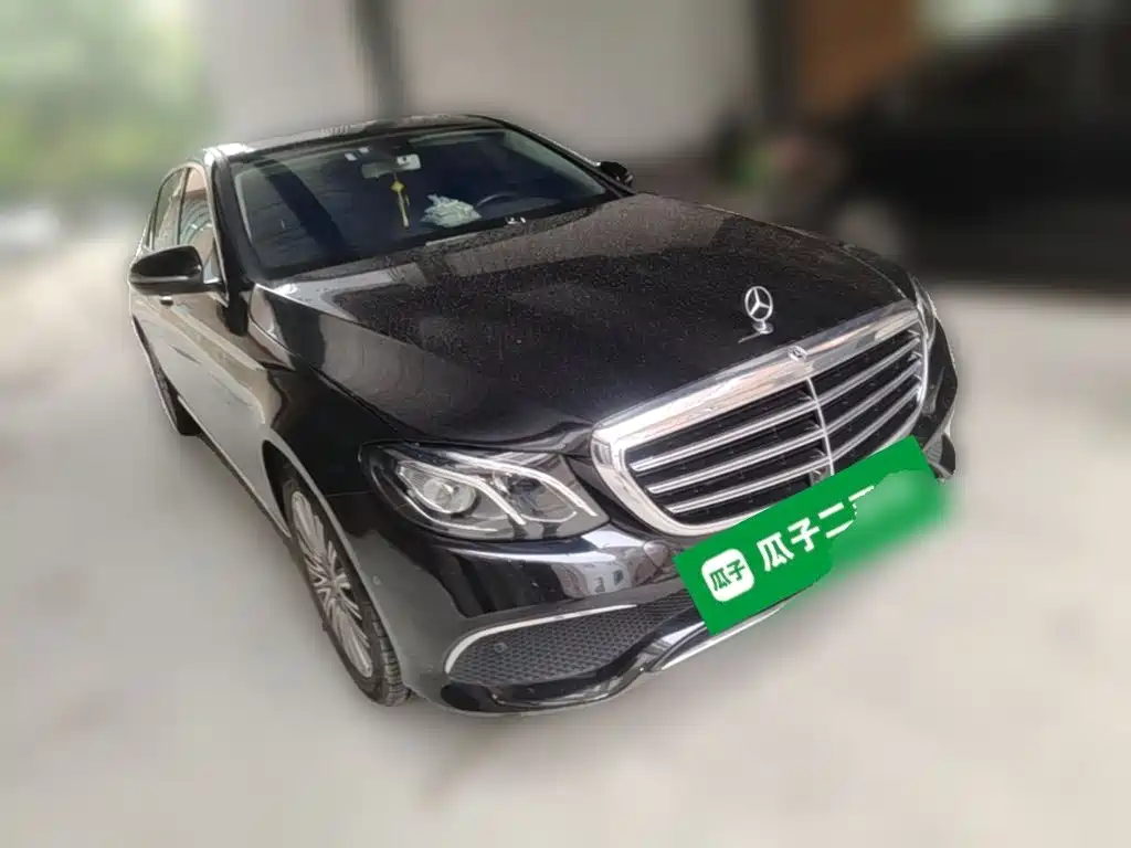 Mercedes-Benz E-Class — миниатюра 6