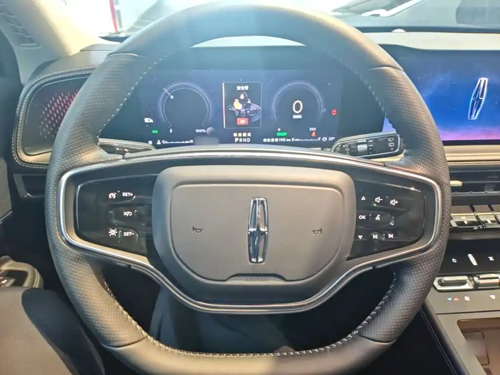 Lincoln Corsair — миниатюра 11