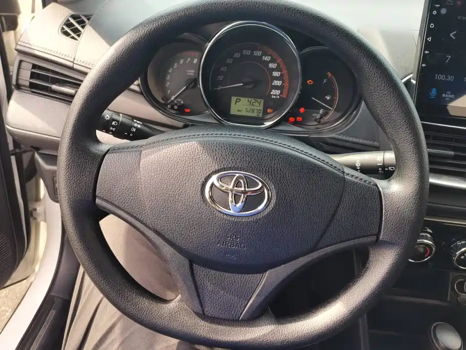 Toyota Yaris L — миниатюра 15