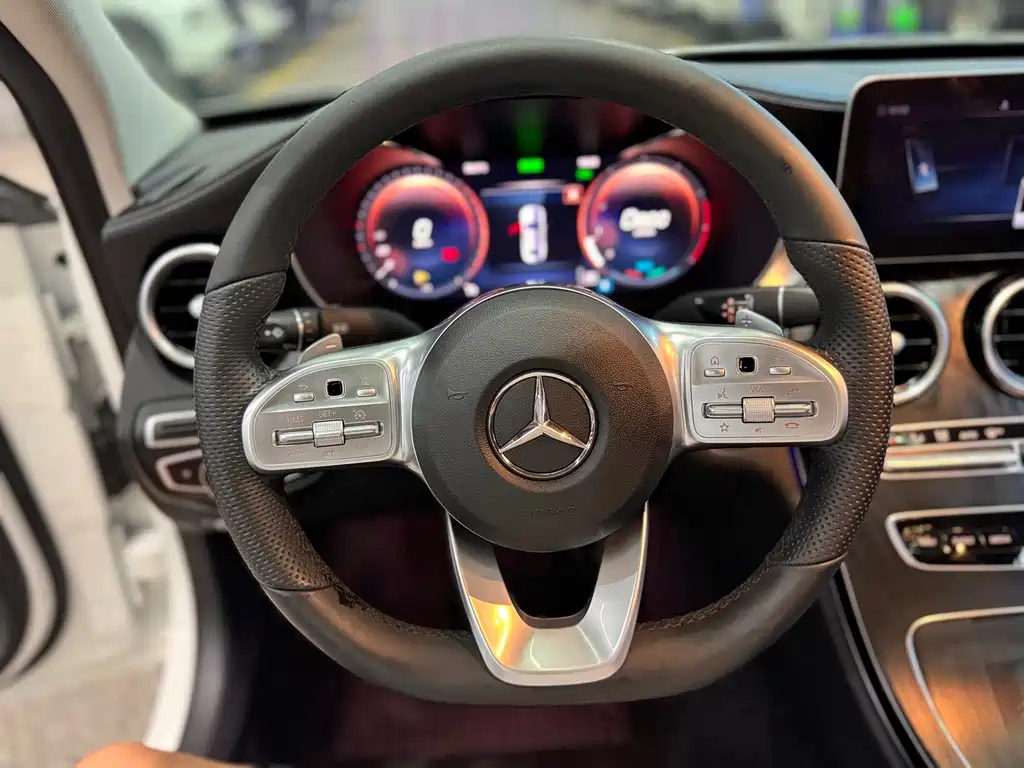 Mercedes-Benz C-Class — миниатюра 19