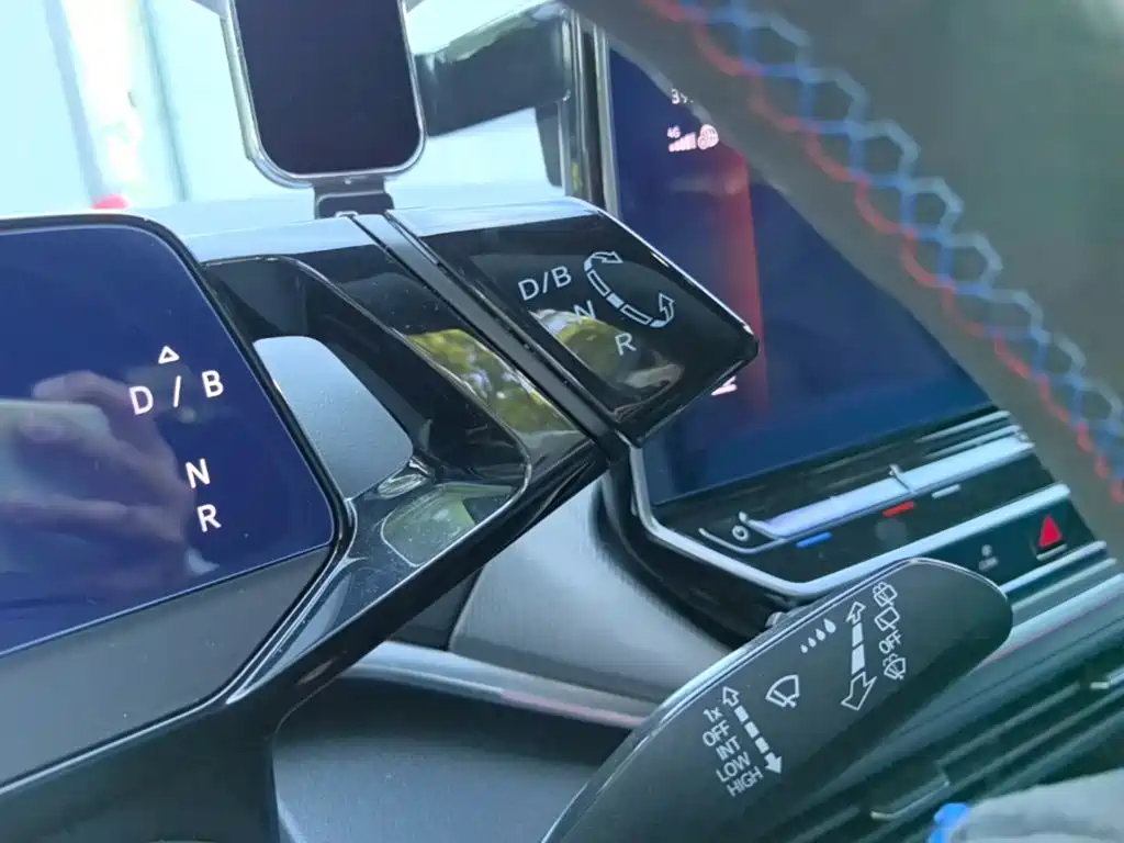 Volkswagen ID.4 Crozz — миниатюра 14