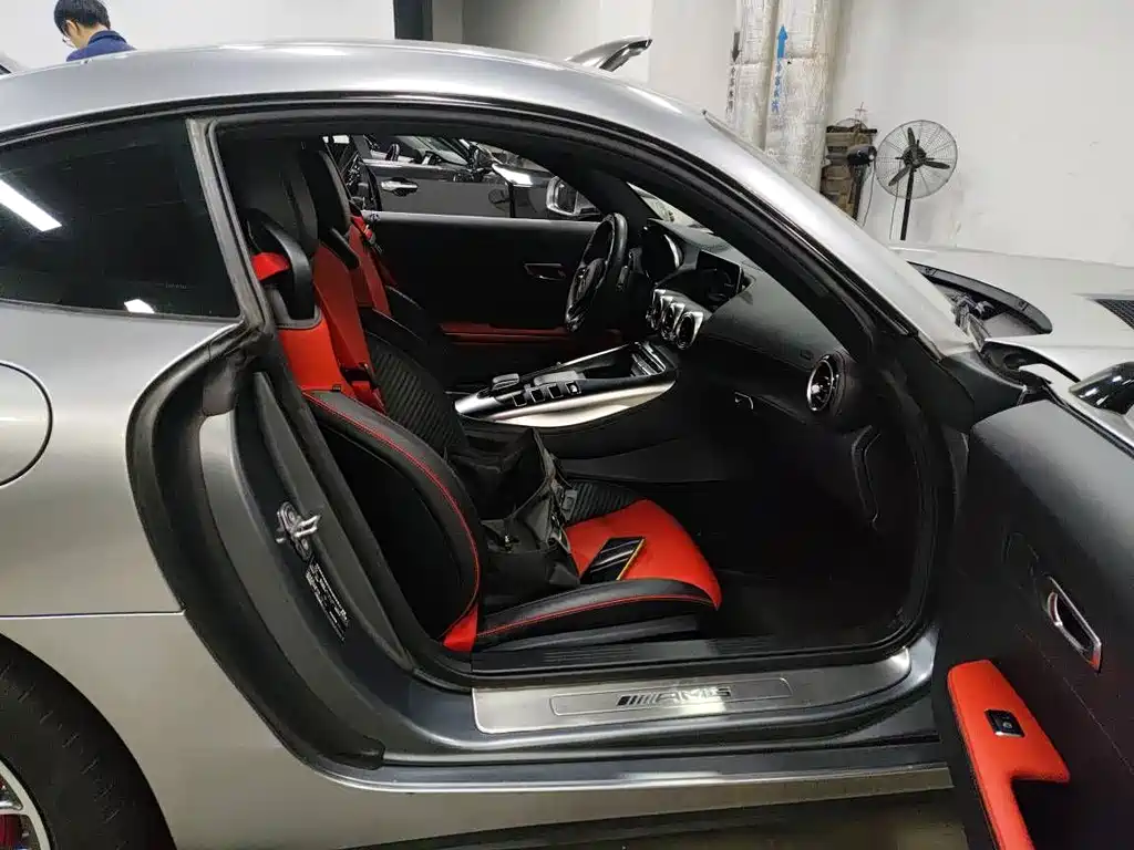 Mercedes-Benz AMG GT — миниатюра 11