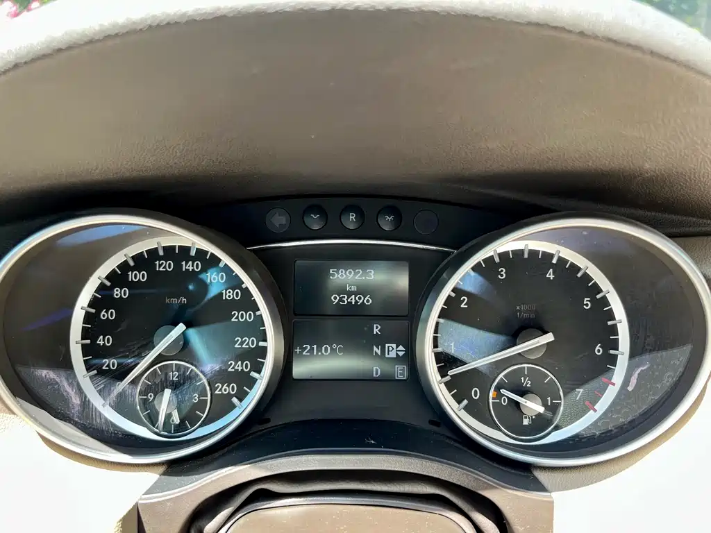 Mercedes-Benz R-Class — миниатюра 15