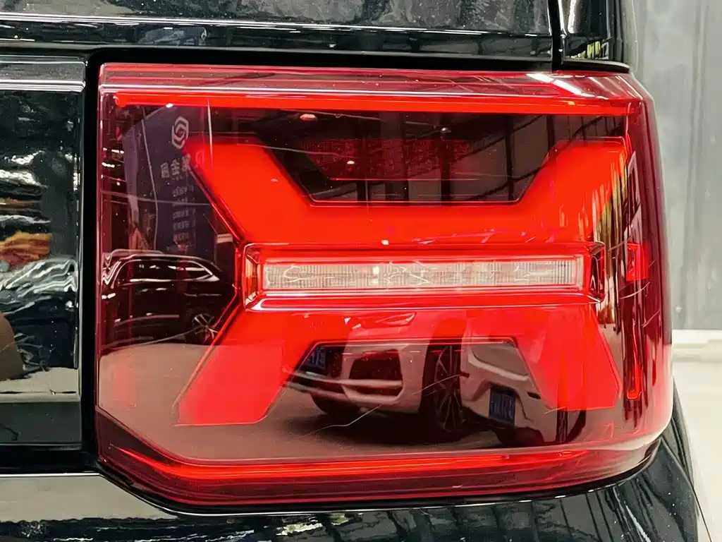 Wuling MINIEV — миниатюра 11