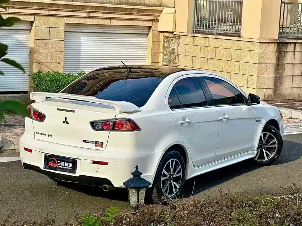 MITSUBISHI WING GOD