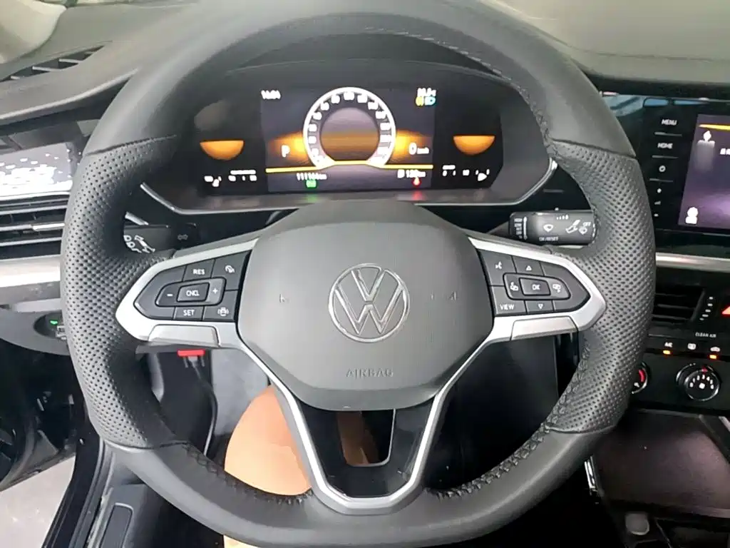 Volkswagen Passat — миниатюра 11