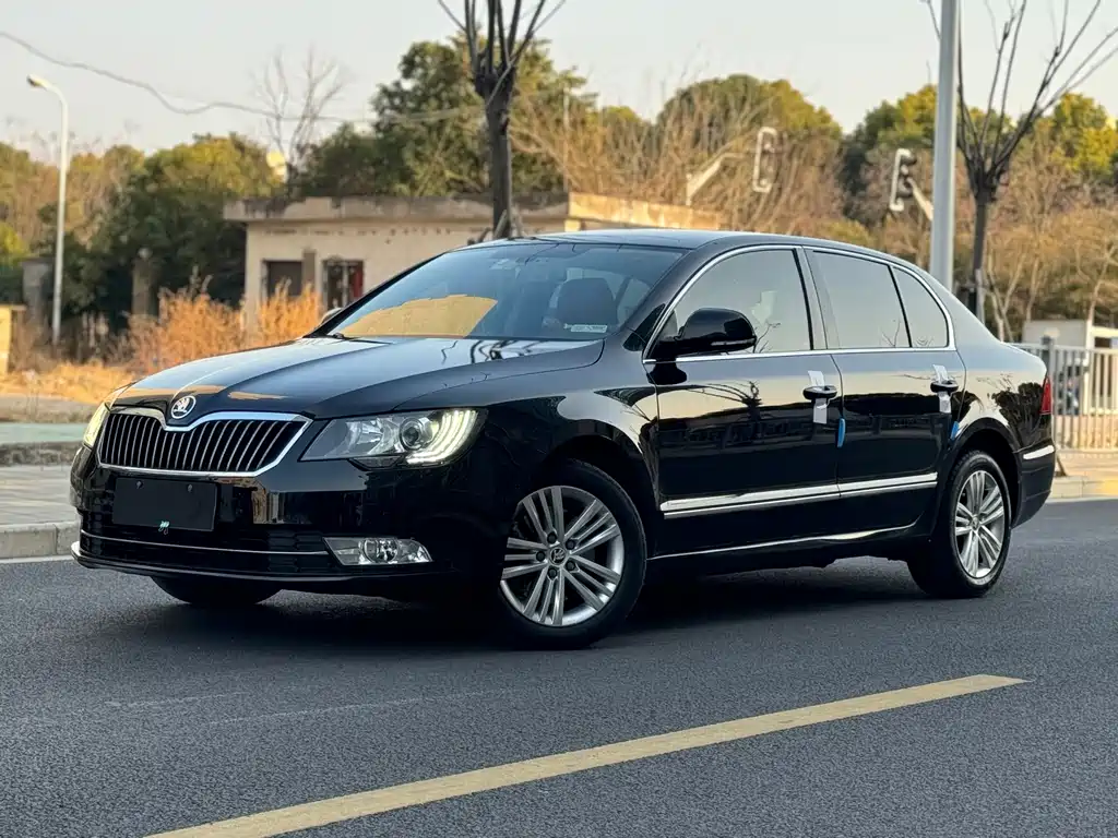 Skoda Superb 2013