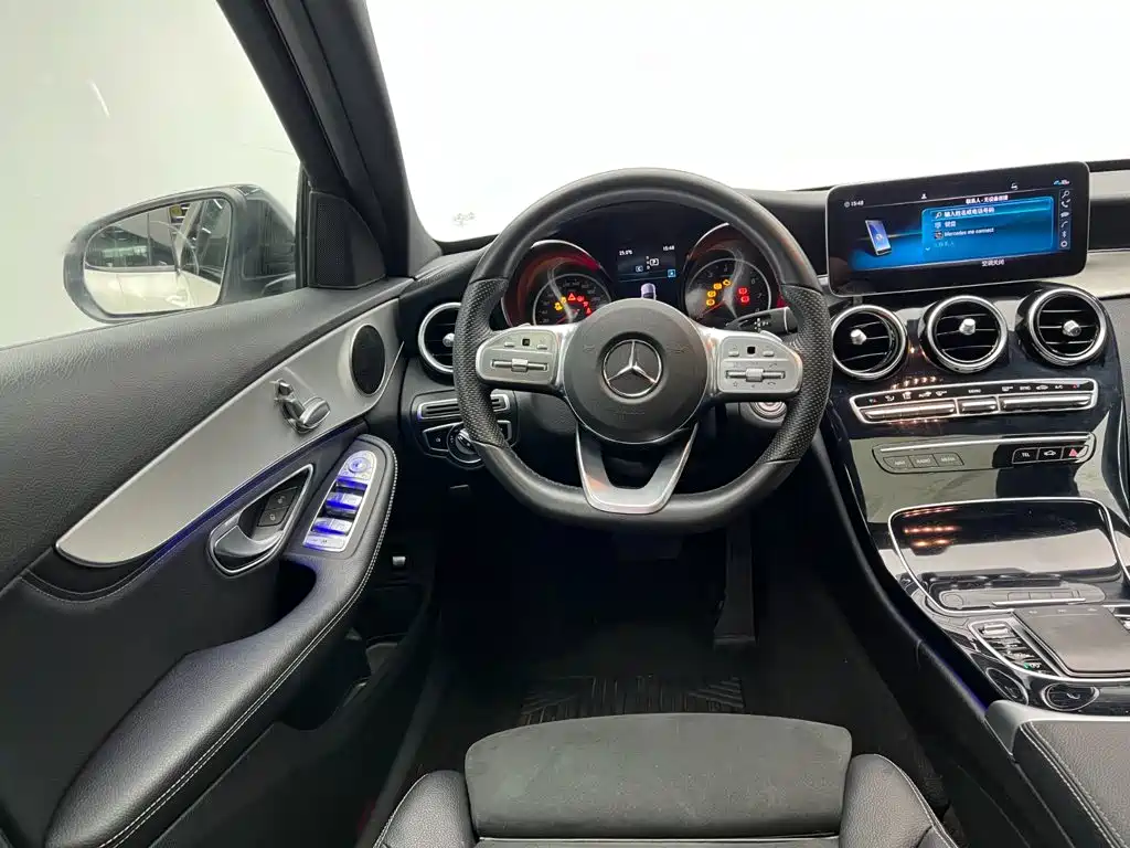Mercedes-Benz C-Class — миниатюра 17
