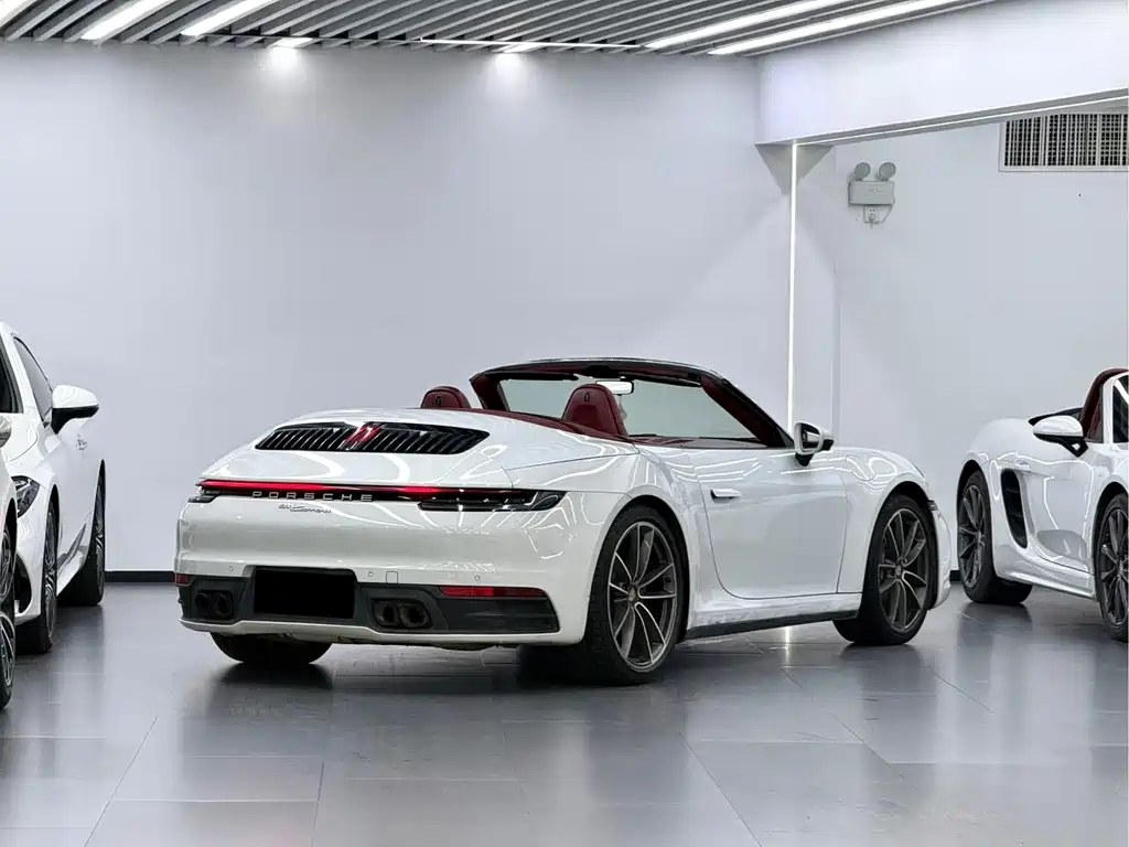 Porsche 911 2020 Carrera Cabriolet 3.0T