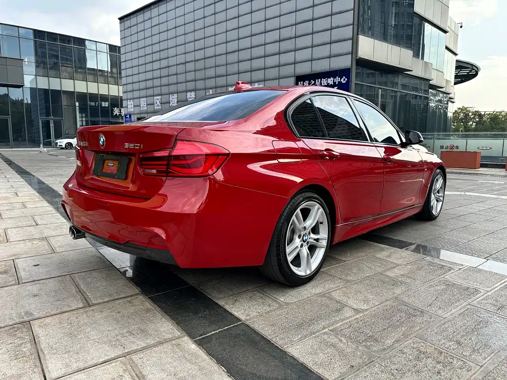 BMW 3 Series — миниатюра 6