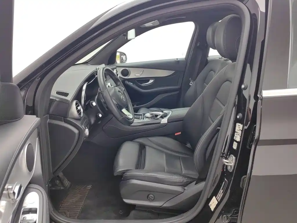 Mercedes-Benz GLC — миниатюра 10