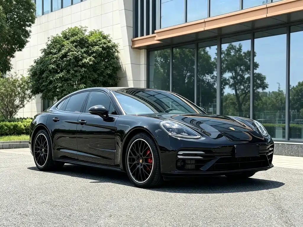 Porsche Panamera — миниатюра 3