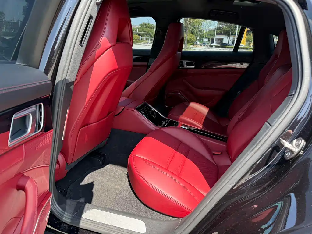 Porsche Panamera — миниатюра 12