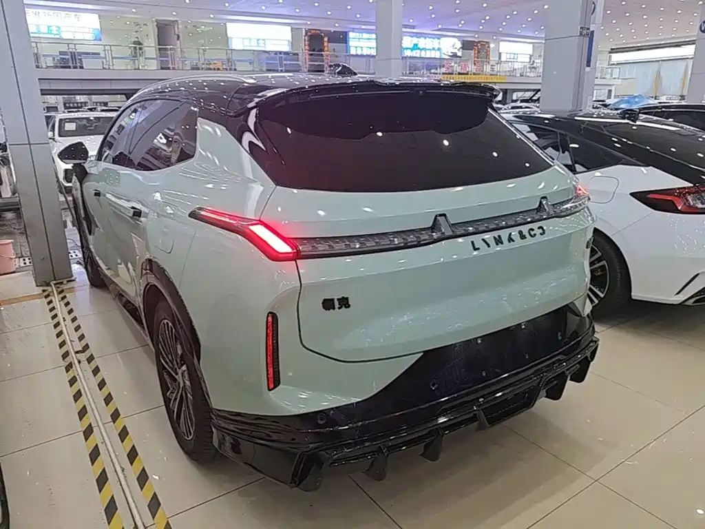Lynk & Co 08 EM-P — миниатюра 5