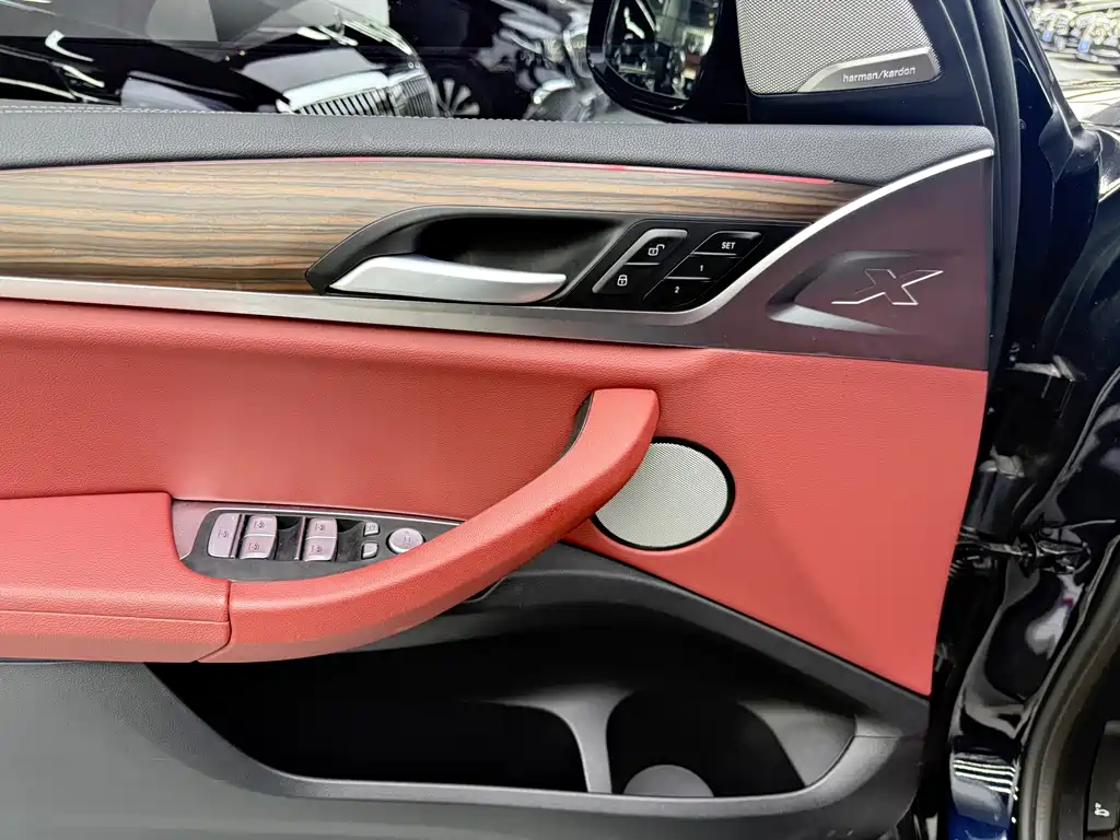 BMW X3 — миниатюра 11