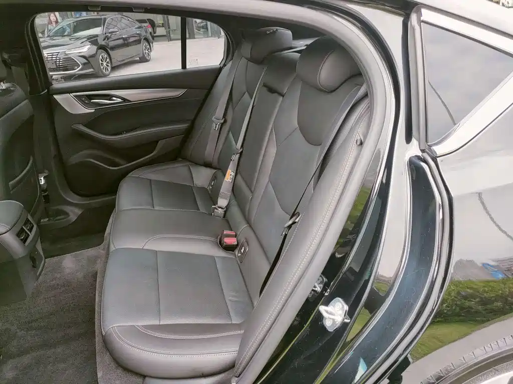Cadillac CT5 — миниатюра 27