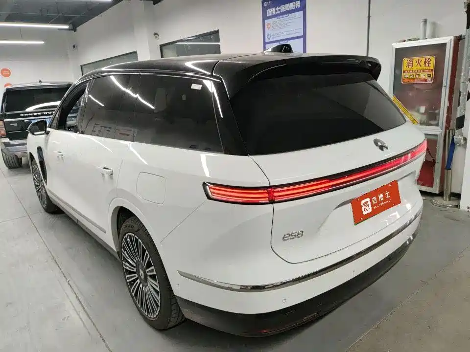NIO ES8 — миниатюра 2