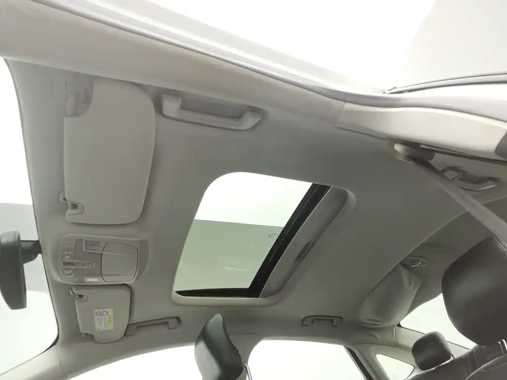 Ford Mondeo — миниатюра 14