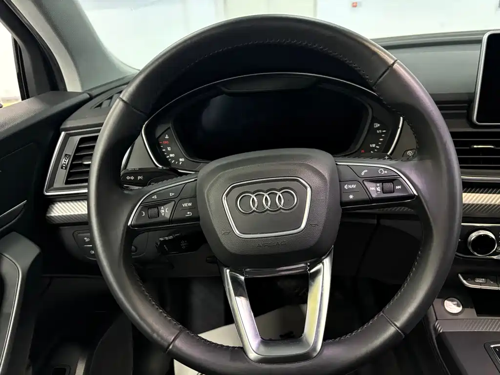 Audi Q5L — миниатюра 6