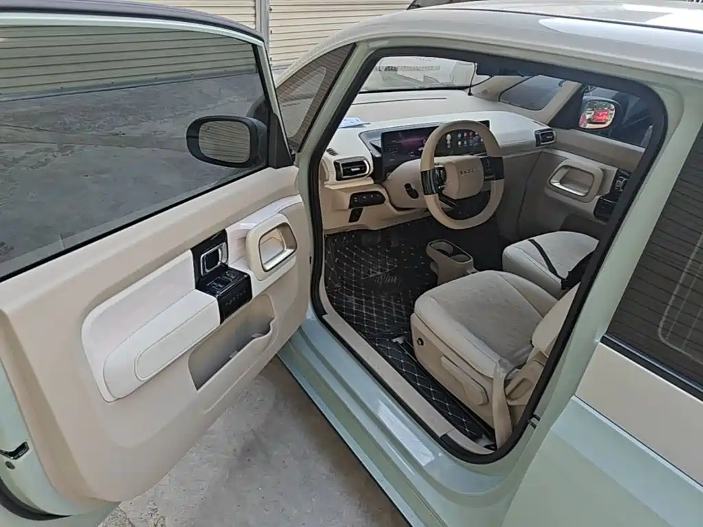 Baojun KiWi EV — миниатюра 16