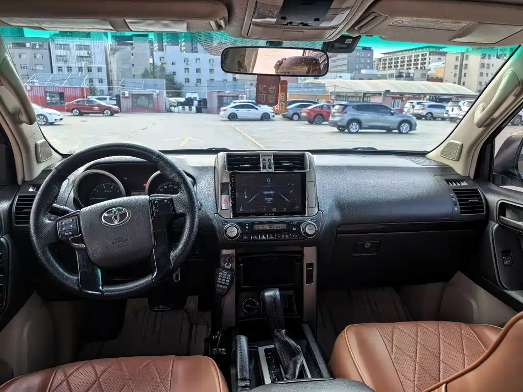 Toyota Prado (Import) — миниатюра 5