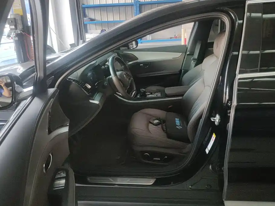 BYD Han — миниатюра 9