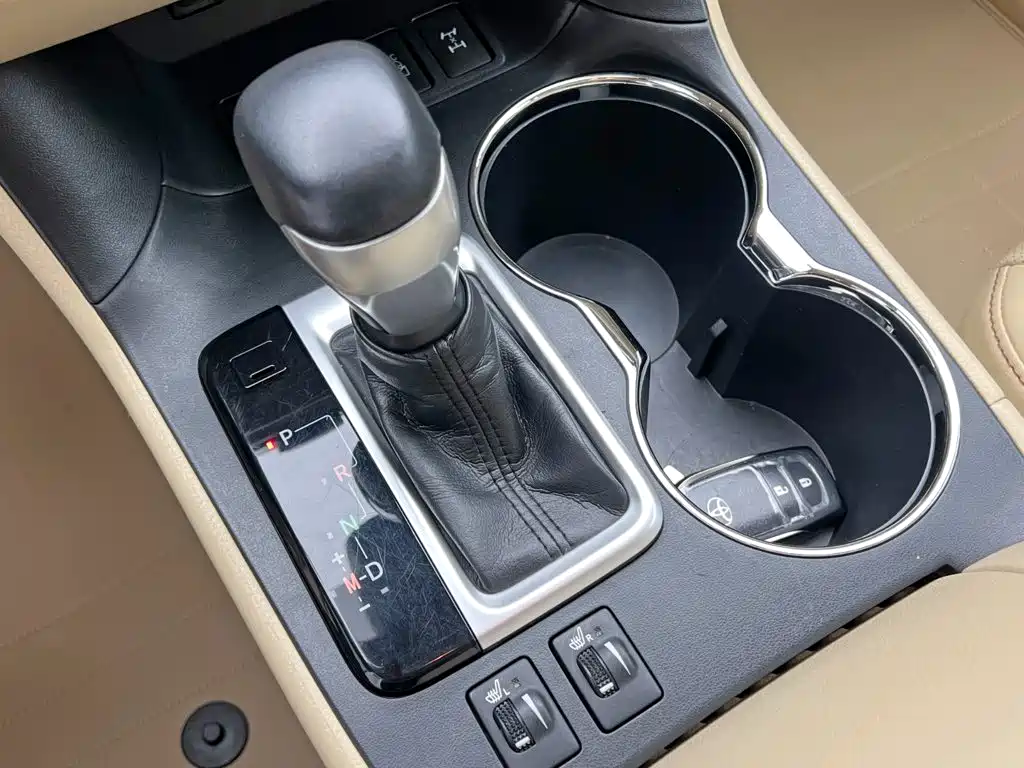 Toyota Highlander — миниатюра 18