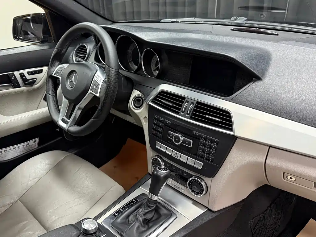 Mercedes-Benz C-Class (Import) — миниатюра 20